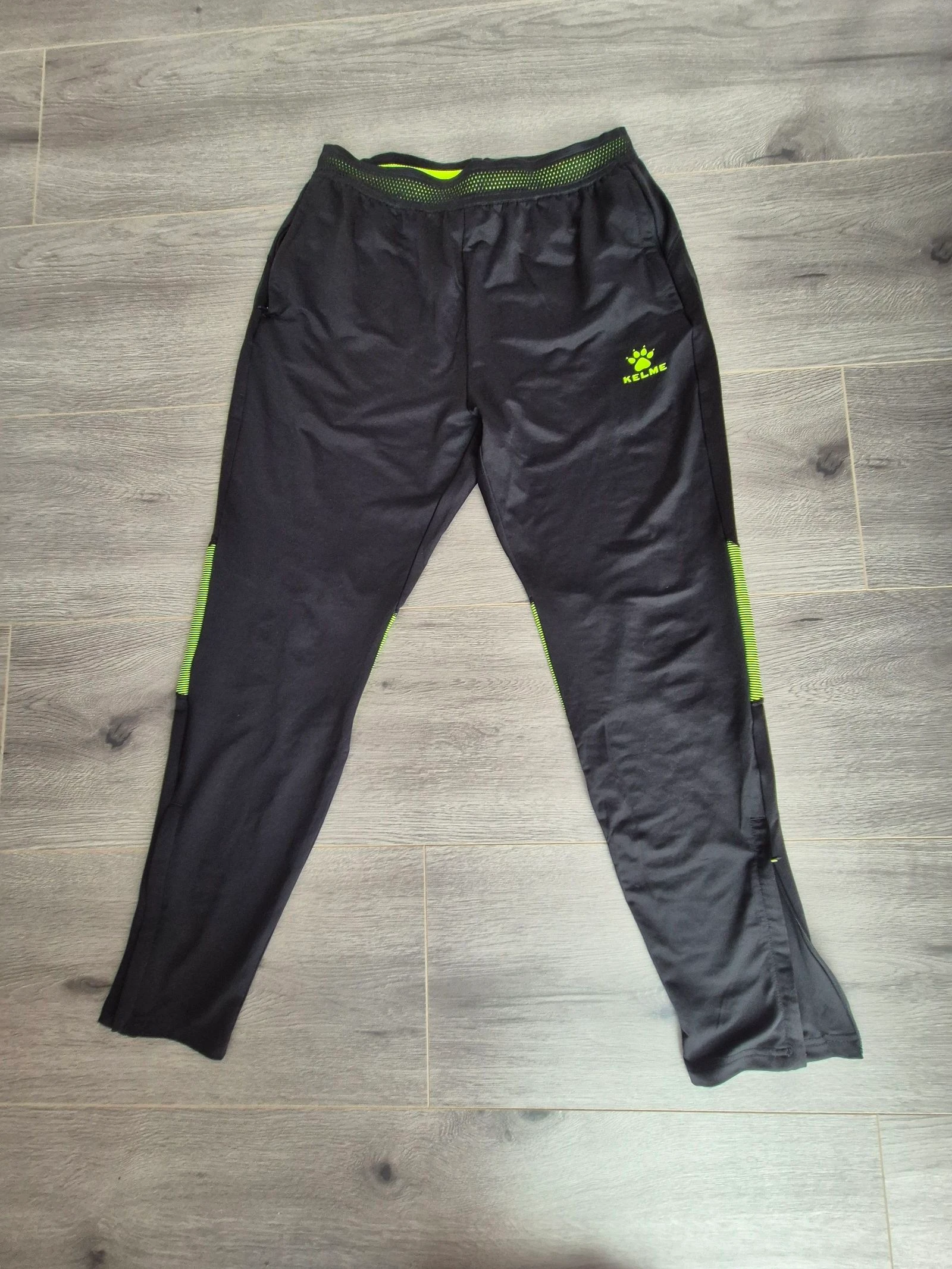Kelme sportbroek trainingsbroek zwart neon geel maat L / M